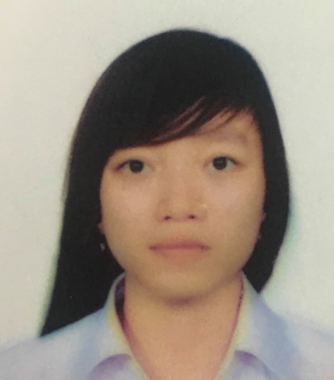 uyên.jpg